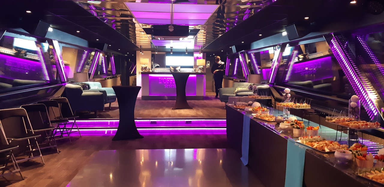 Les Yachts de Lyon, lieu insolite pour organiser un team building sur l'eau