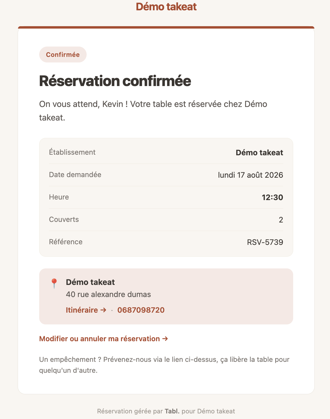 Messages SMS et email de confirmation et rappel de réservation restaurant reçus par client