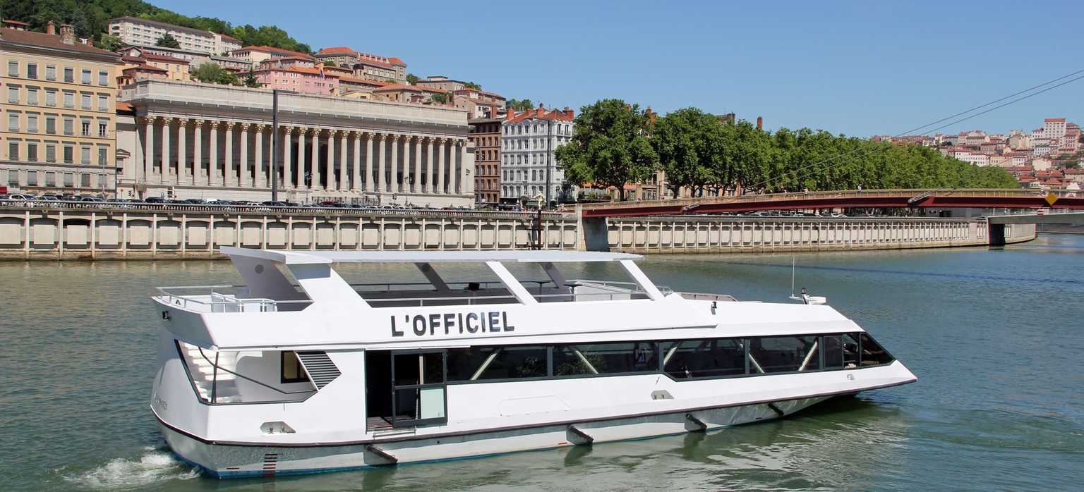 Les Yachts de Lyon, lieu insolite pour organiser un team building sur l'eau