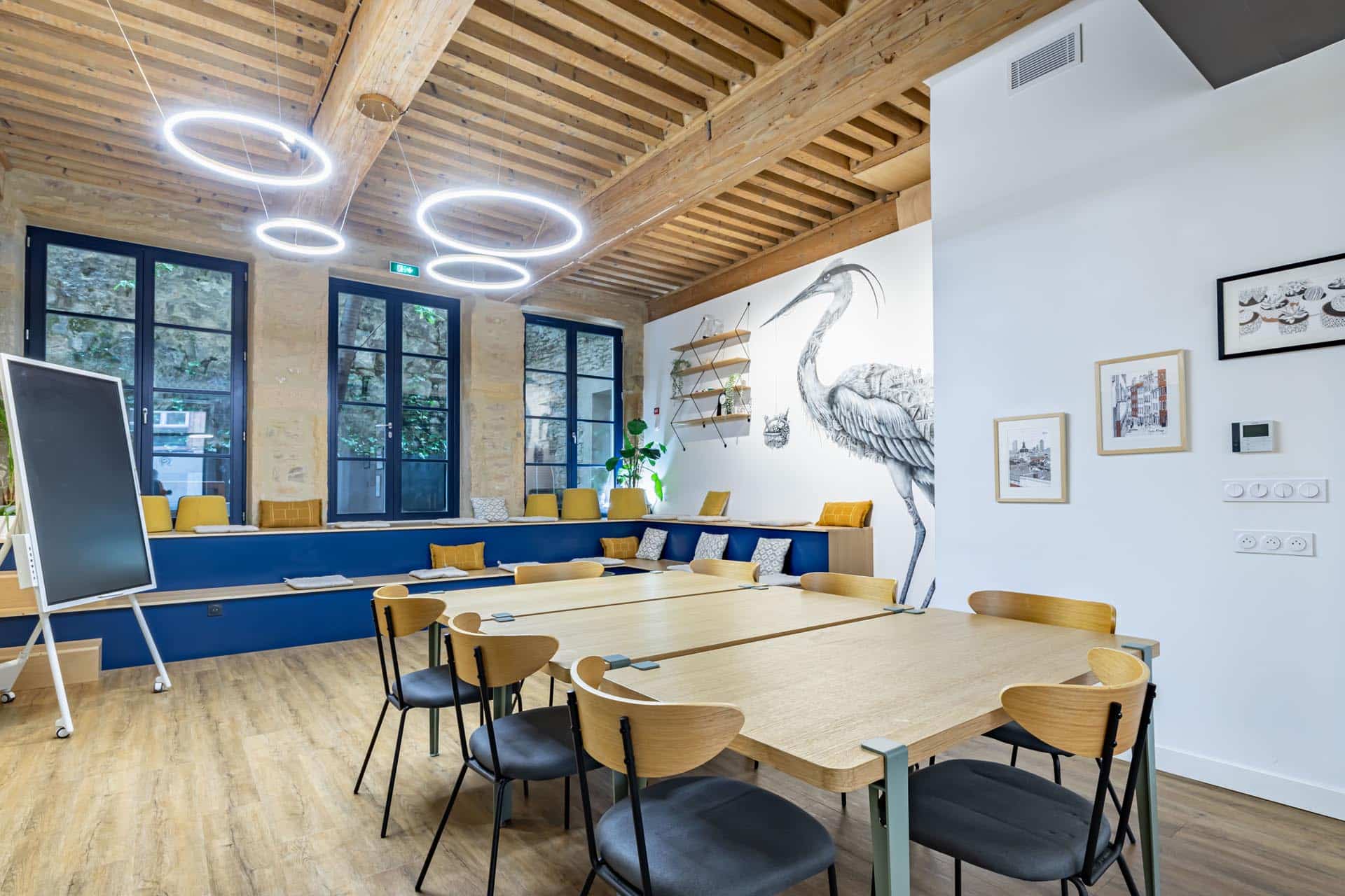 Rizom Meeting, espace de team building à Lyon avec salle de réunion moderne